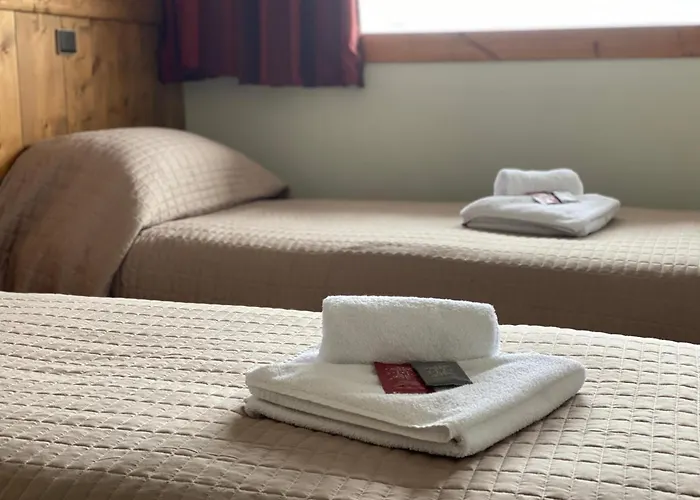 Les Rhododendrons ホテル